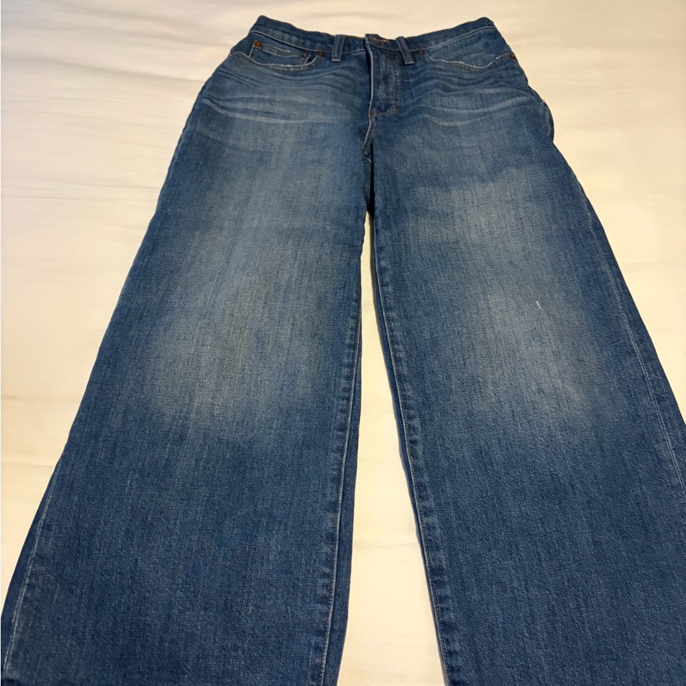 Madewell Wide-Leg Crop Denim Jeans in Medium Blue